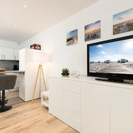 Marina Leuchtturmblick