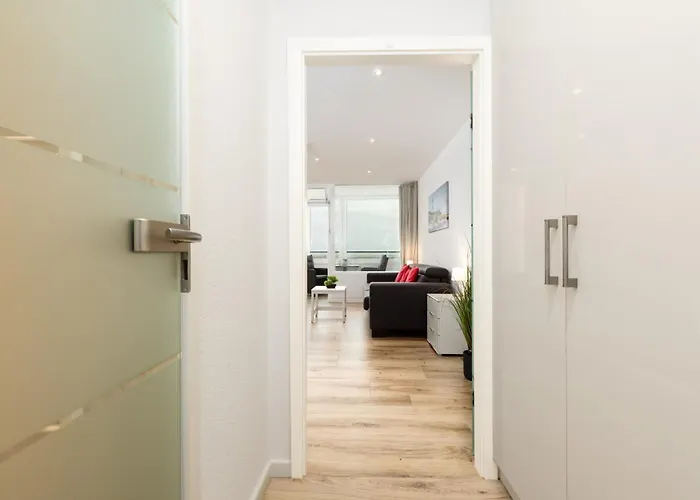 Marina Leuchtturmblick *